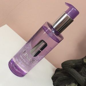 Clinique - take the day off cleansing oil